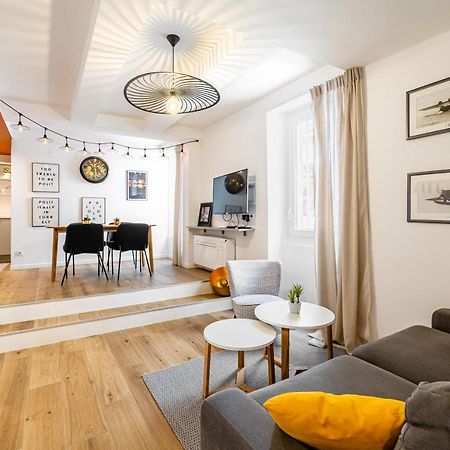 Plein Centre Avec "Parking Prive" Voitures Electriques Bienvenues Apartment Cassis Exterior photo
